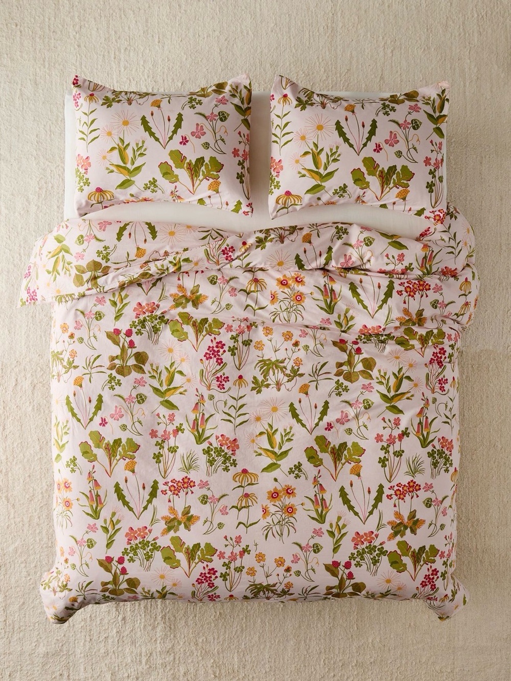 Urban Outfitters SOLD OUT Flori Full/Queen Duvet Cover Set in Pink